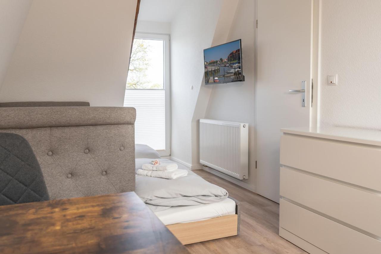 Landschaftliches Haus Aparthotel Tönning Екстериор снимка